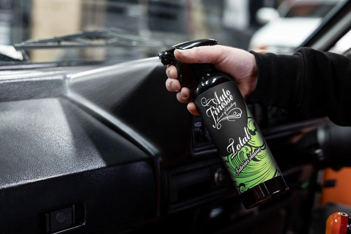 Total Interior Cleaner (500 ml) - 02